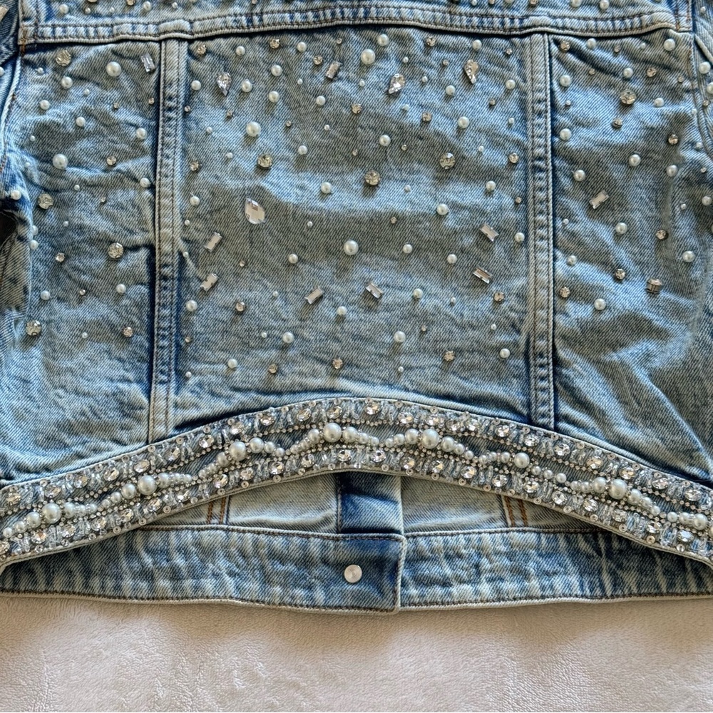 NWOT! Alice + Olivia Nelson Embellished Denim Jacket, Size XS - Picture 10 of 17